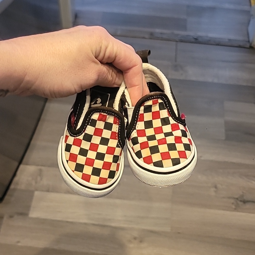 Vans Kids Checkerboard Slip-On Shoes - Red/Black Size 4c Unisex - Picture 6 of 6